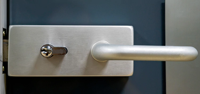 Industrial Lock And Key Repair And Installation in Woodlake, CA