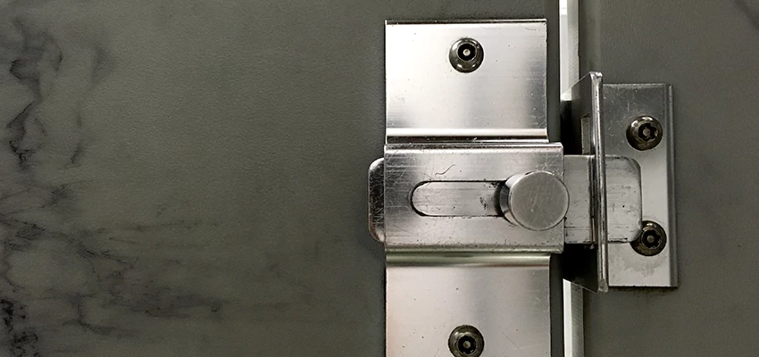 Fix A Room Door Lock in Woodlake, CA