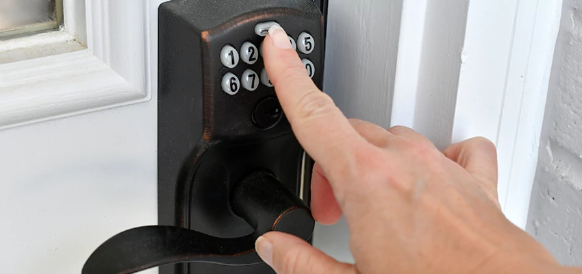 High Security Digital Door Lock in Woodlake, California